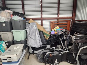 10 x 5 storage unit in Middletown, PA