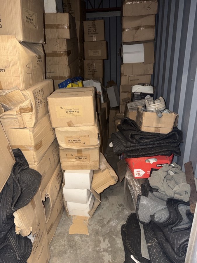 5 x 10 storage unit in Manassas Park, VA