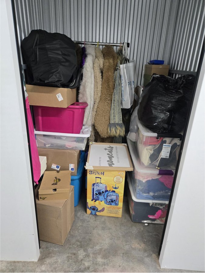 5 x 5 storage unit in Staten Island, NY