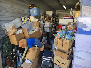 10 x 25 storage unit in Middle Island, NY
