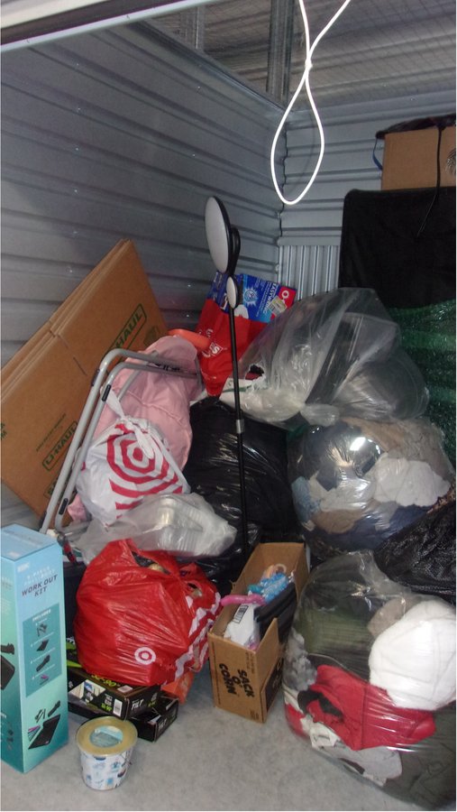 10 x 8 storage unit in Willow Grove, PA