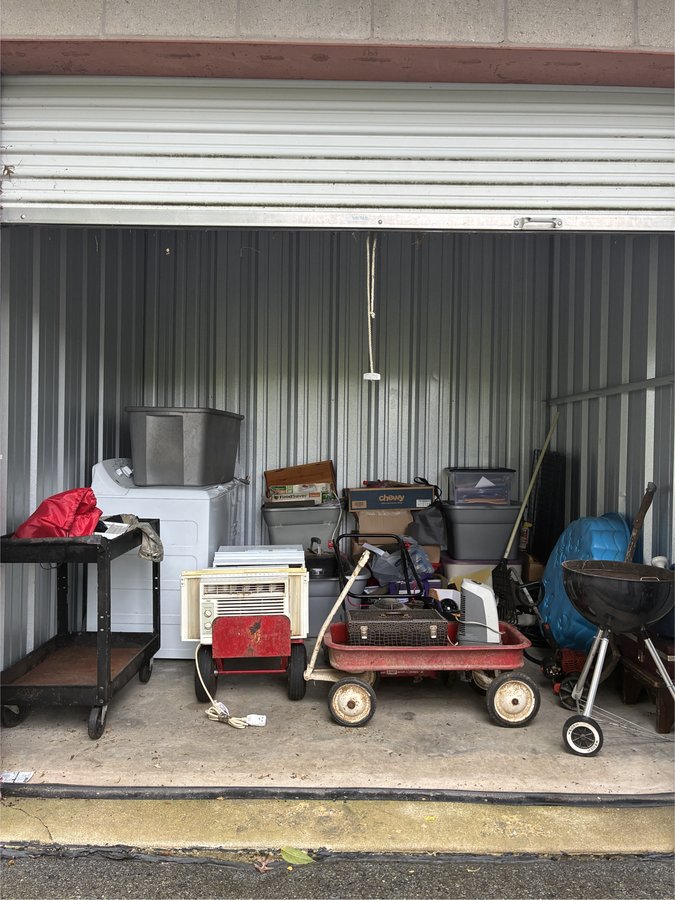 10 x 10 storage unit in Lititz, PA