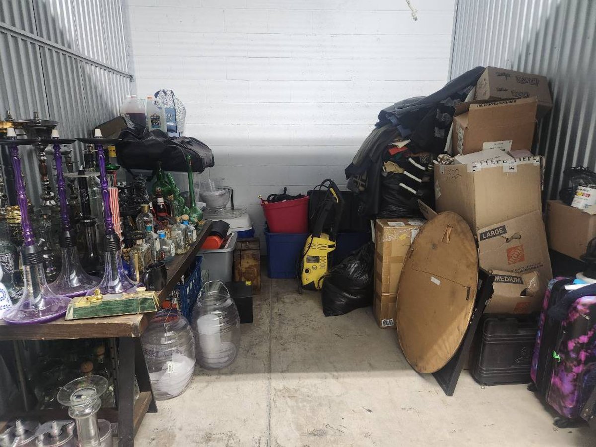 10 x 10 storage unit in Dallas, TX