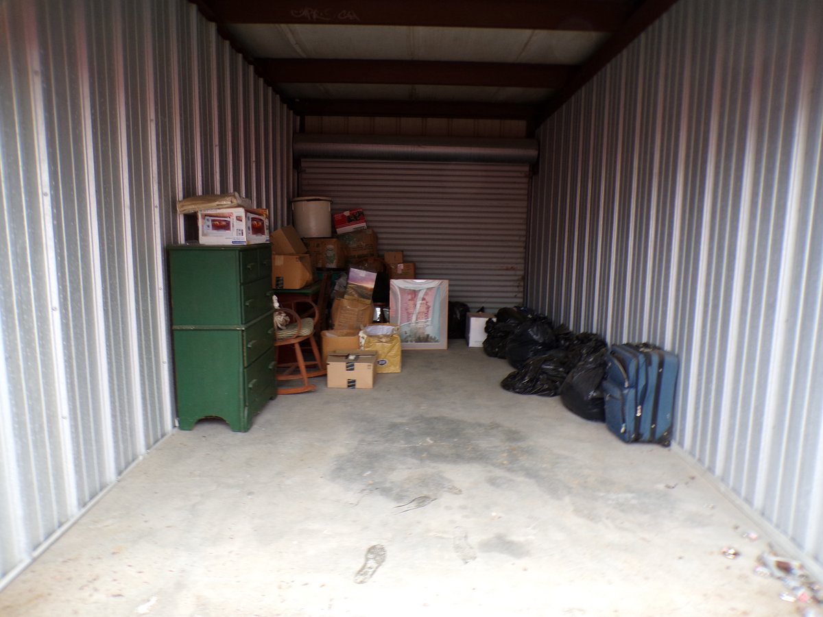 10 x 20 storage unit in Narragansett, RI