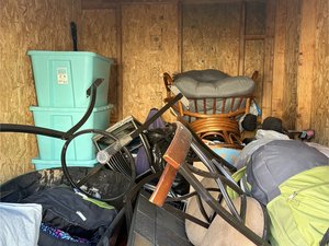 6 x 10 storage unit in East Liverpool, OH