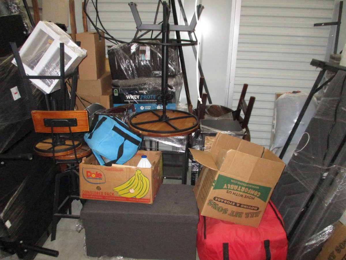 7 x 10 storage unit in Grapevine, TX