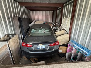 10 x 25 storage unit in Largo, FL