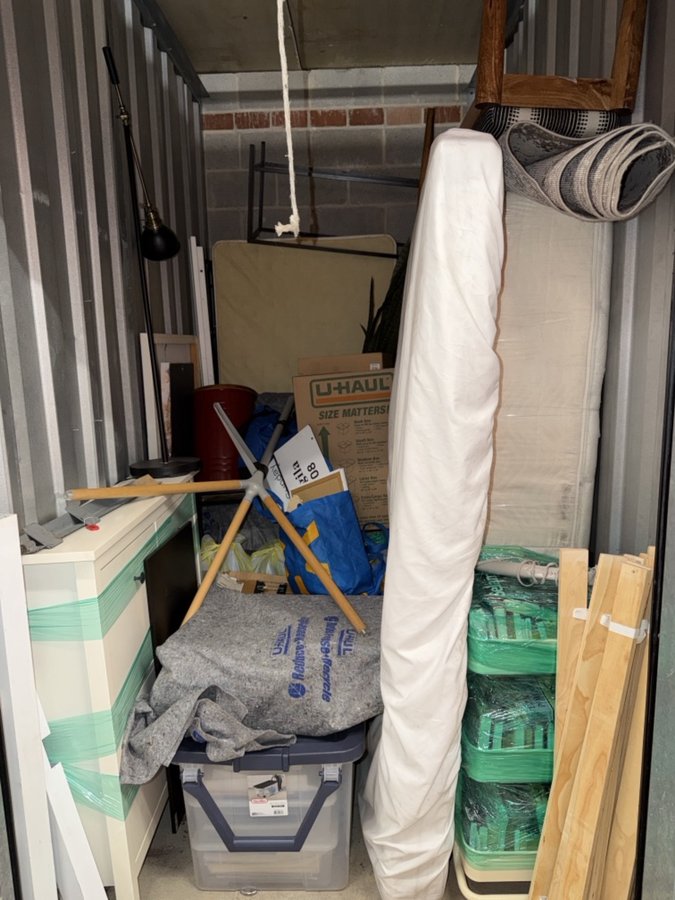 5 x 10 storage unit in Silver Spring, MD