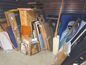 10 x 10 storage unit in Novato, CA