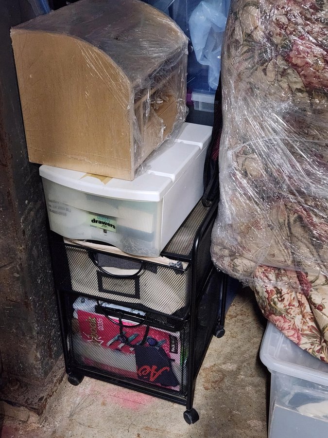 17 x 7 storage unit in Brooklyn, NY