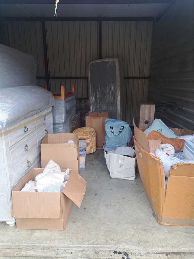 13 x 15 storage unit in Sterling, VA