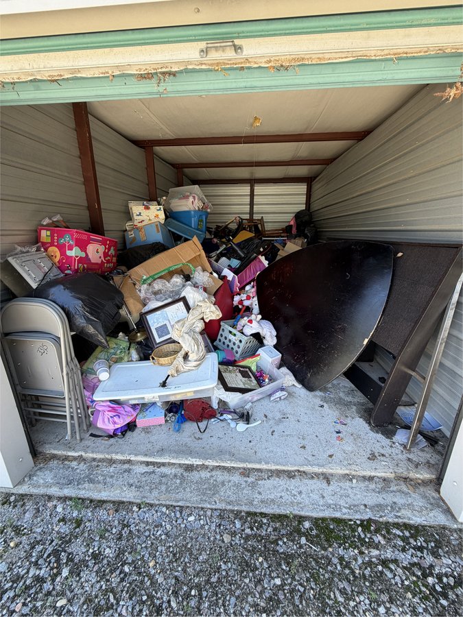 10 x 20 storage unit in Sumter, SC