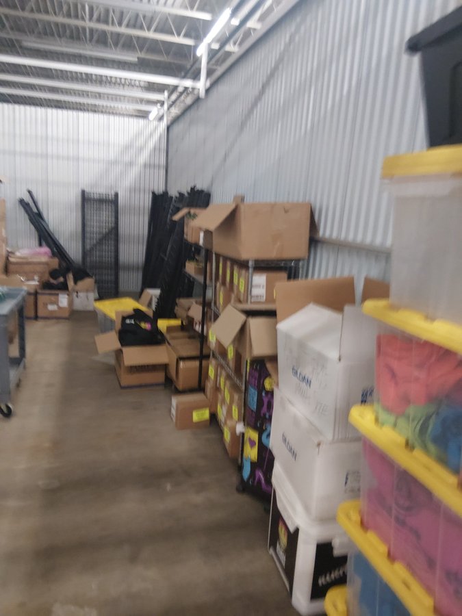 10 x 30 storage unit in Hopkins, MN