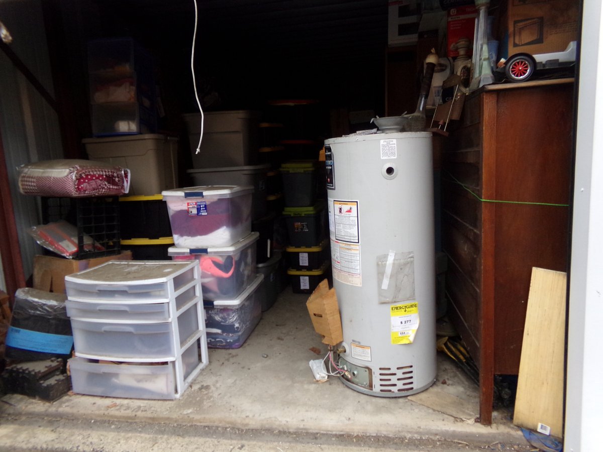 10 x 25 storage unit in Philadelphia, PA