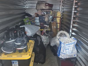 5 x 10 storage unit in Novato, CA