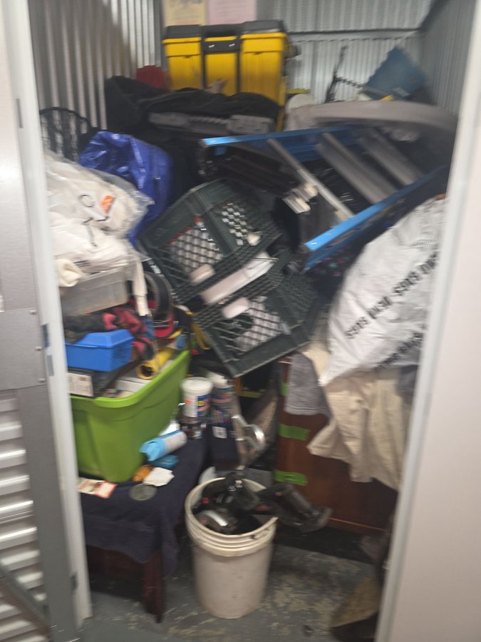 5 x 10 storage unit in Novato, CA