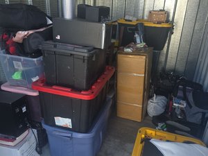 6 x 10 storage unit in Rohnert Park, CA
