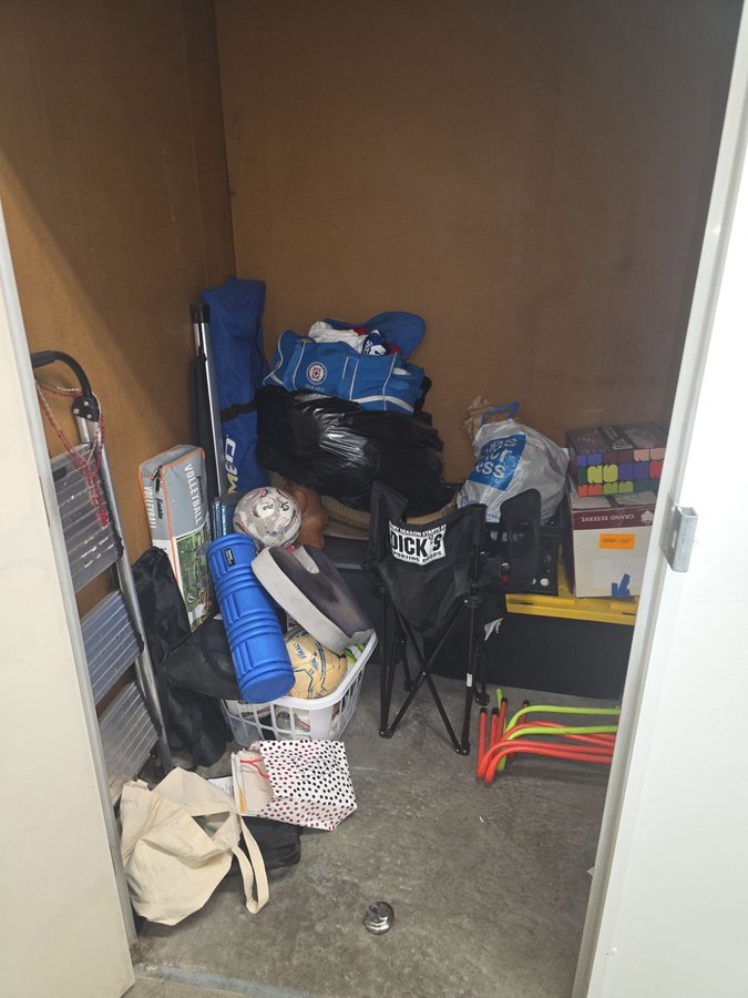 5 x 5 storage unit in Petaluma, CA