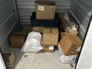5 x 5 storage unit in Chesterfield, MI