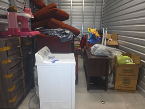 10 x 15 storage unit in Petaluma, CA