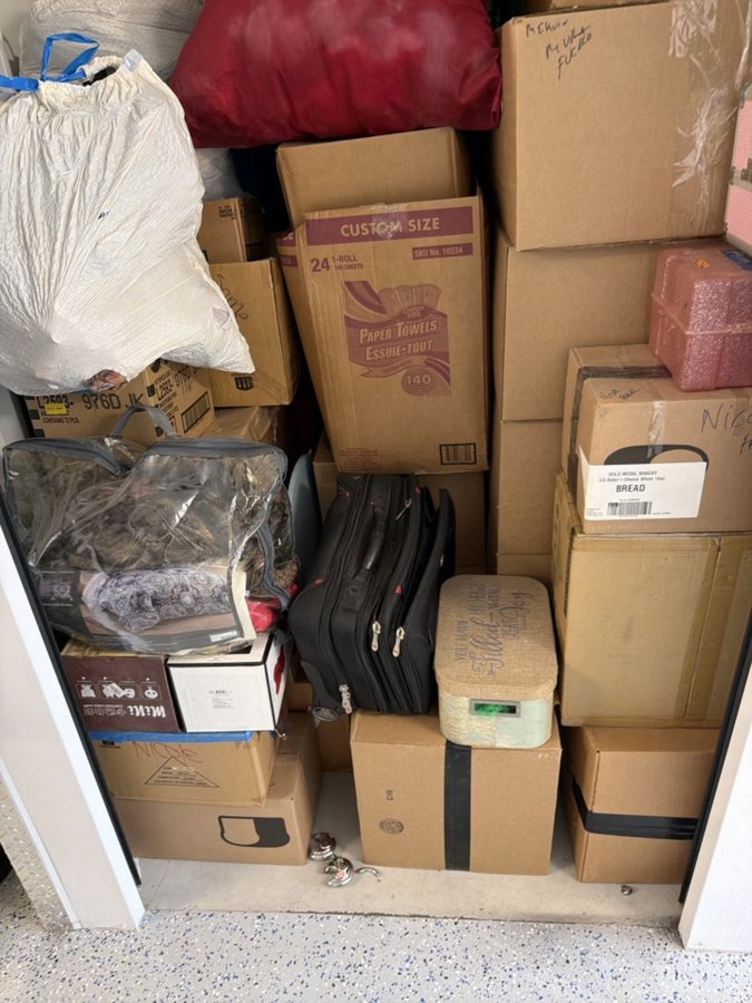 5 x 5 storage unit in Chesterfield, MI