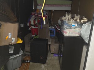 10 x 10 storage unit in Petaluma, CA