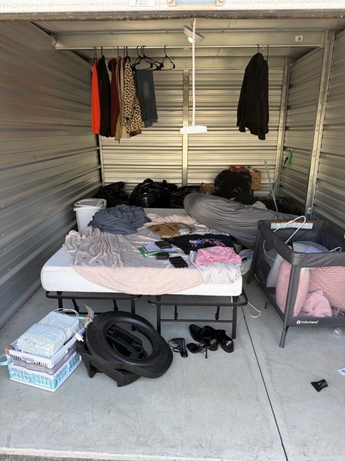 10 x 15 storage unit in Chesterfield, MI