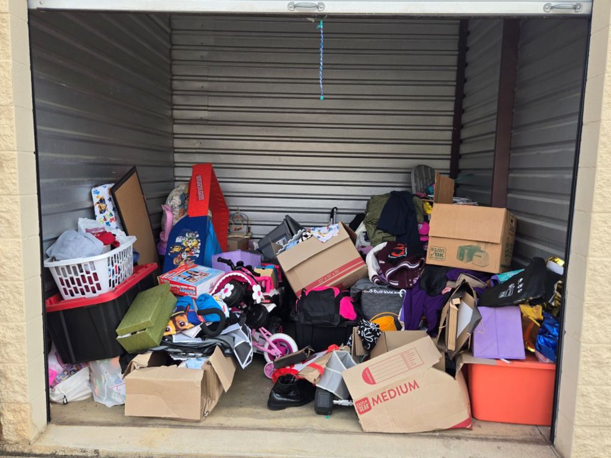 10 x 10 storage unit in Mansfield, TX