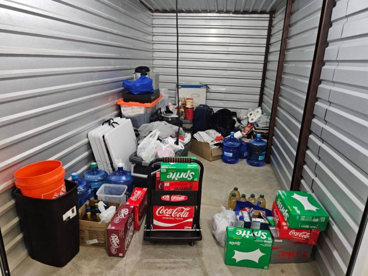 7 x 15 storage unit in Edmond, OK