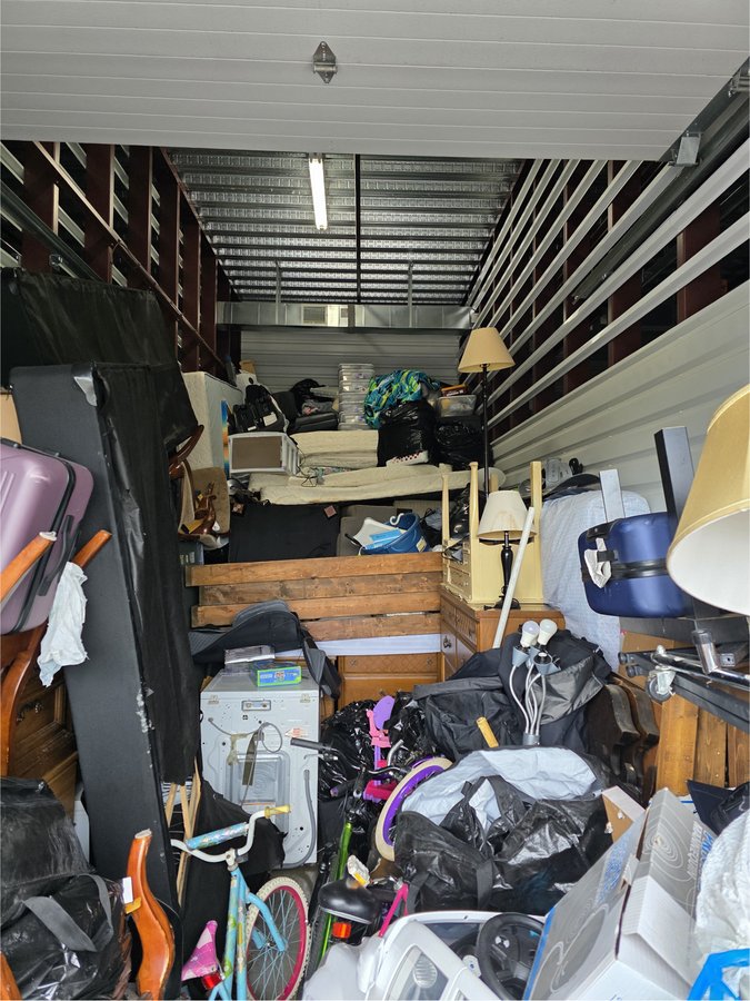 10 x 30 storage unit in Mundelein, IL