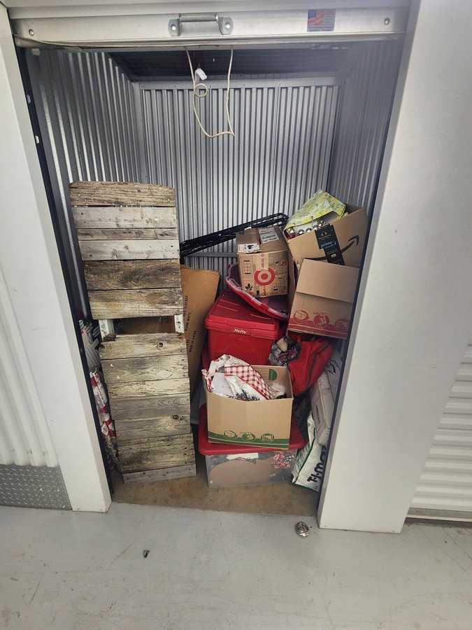 5 x 5 storage unit in Columbia, TN