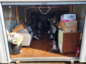 10 x 30 storage unit in Columbia, TN