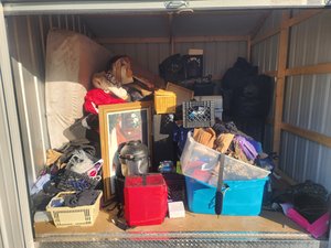 10 x 10 storage unit in Columbia, TN