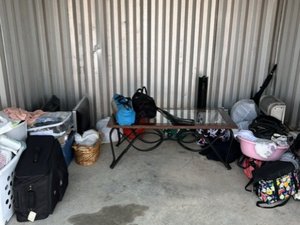 10 x 10 storage unit in Laurel, DE