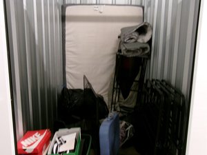 5 x 10 unit in Flint