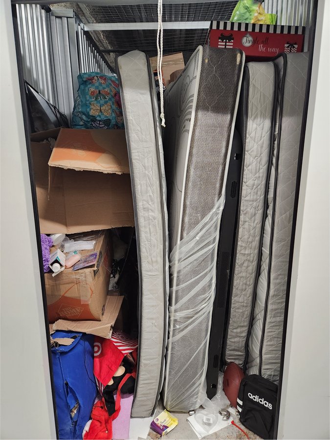 5 x 10 storage unit in Hackensack, NJ