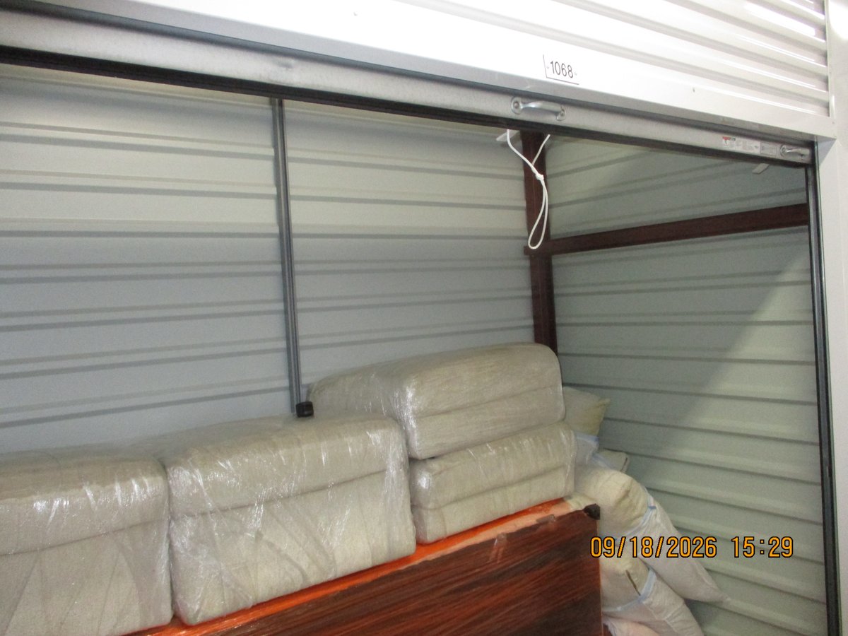 10 x 5 storage unit in Naperville, IL
