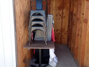 5 x 10 storage unit in Fresno, CA