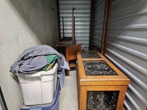 5 x 10 storage unit in Folsom, CA