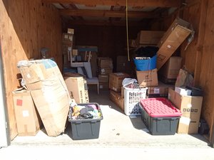 10 x 15 storage unit in Fresno, CA