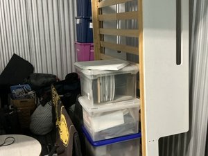 10 x 10 storage unit in Carlsbad, CA