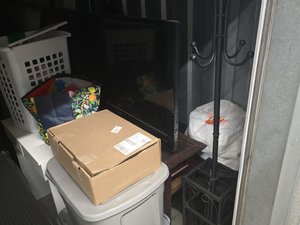 10 x 15 storage unit in Hyattsville, MD