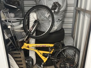 5 x 10 storage unit in Carlsbad, CA