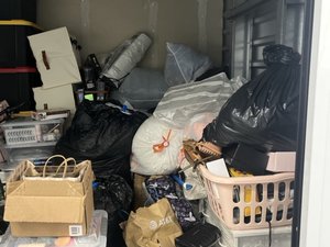 10 x 7 storage unit in Carlsbad, CA