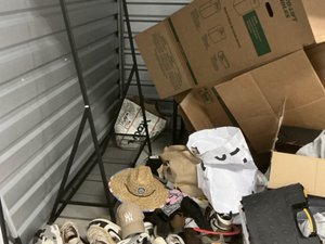 10 x 7 storage unit in San Diego, CA