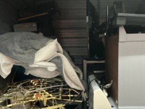 10 x 10 storage unit in Carlsbad, CA