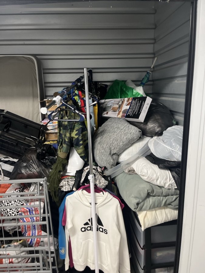 10 x 5 storage unit in Carlsbad, CA