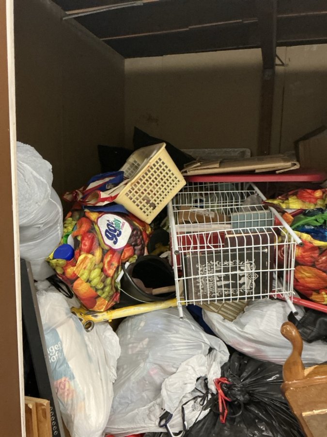 10 x 10 storage unit in San Diego, CA