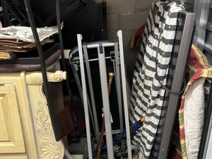 10 x 5 storage unit in San Diego, CA