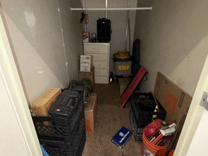 5 x 10 storage unit in Simi Valley, CA